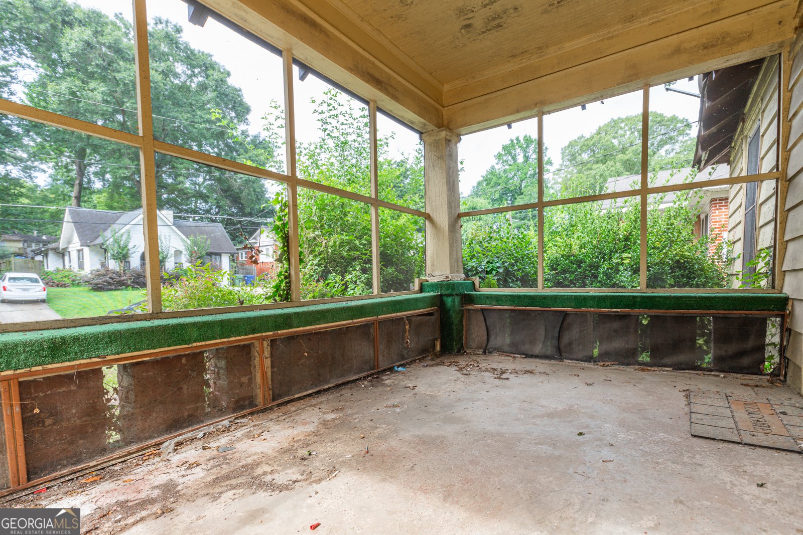969 Byron Drive Atlanta - 5