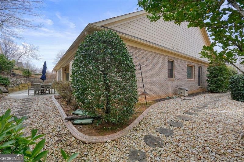 620 WILLOW HAVEN Suwanee - 1