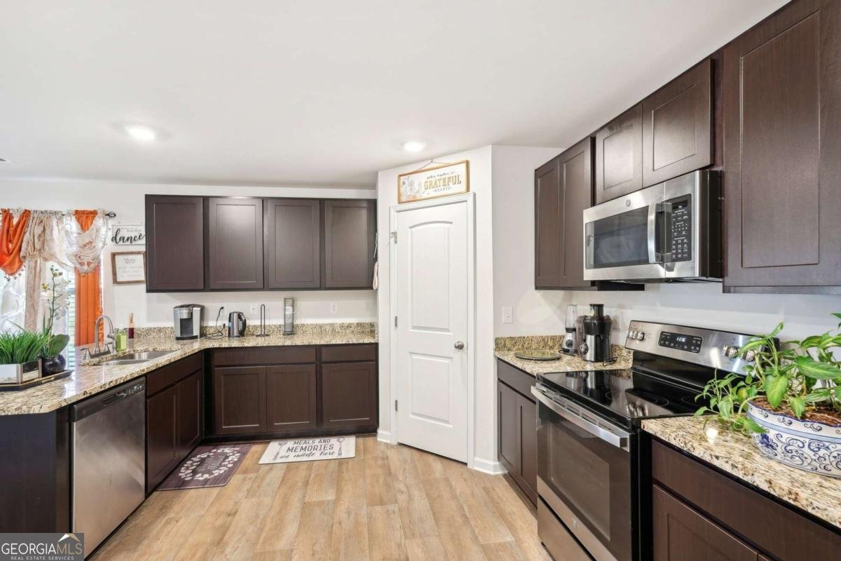 1363 Midnight Ride Court Hampton - 8
