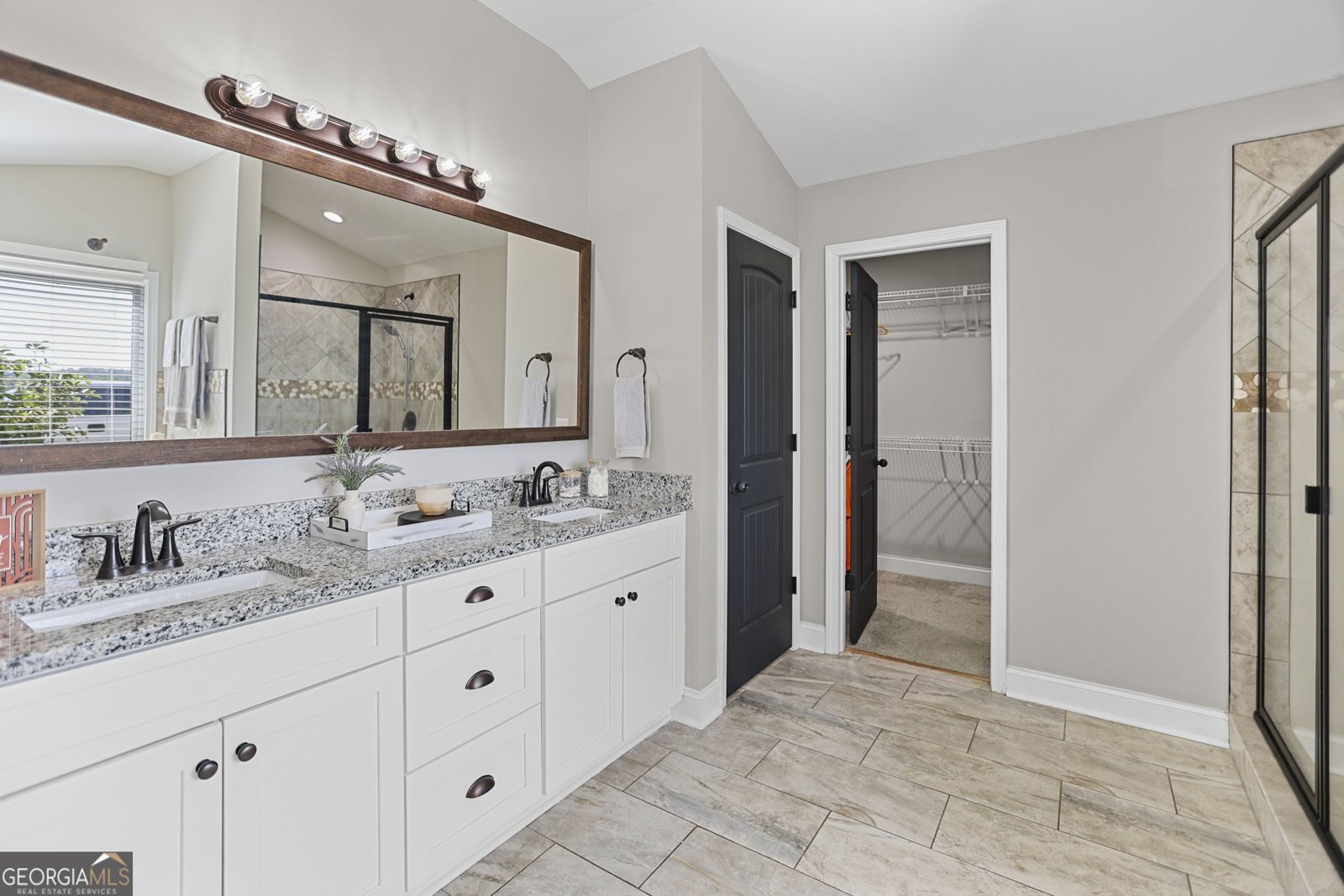 75 Flagstone Dr Newnan - 28