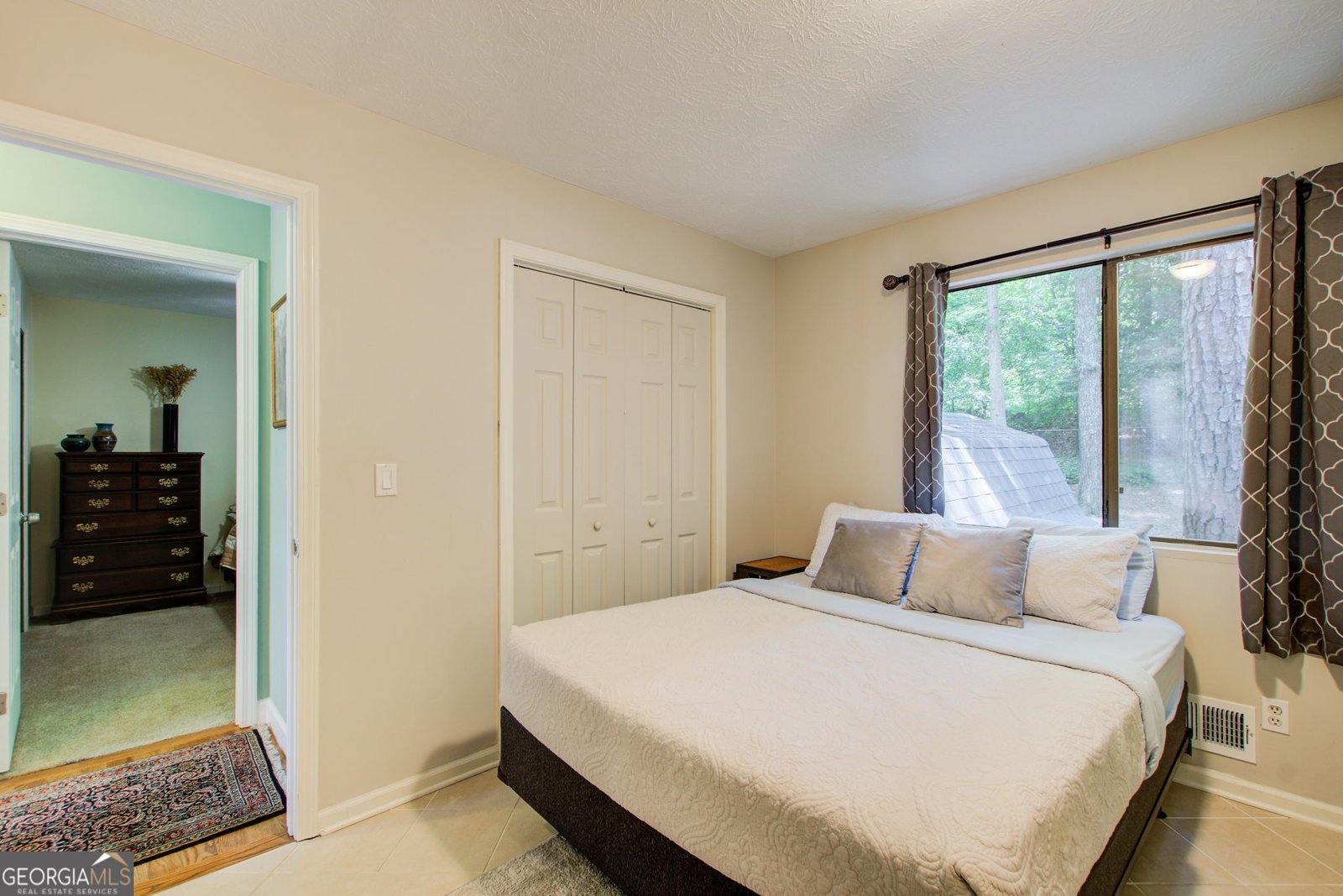 8531 Lake Drive Snellville - 29
