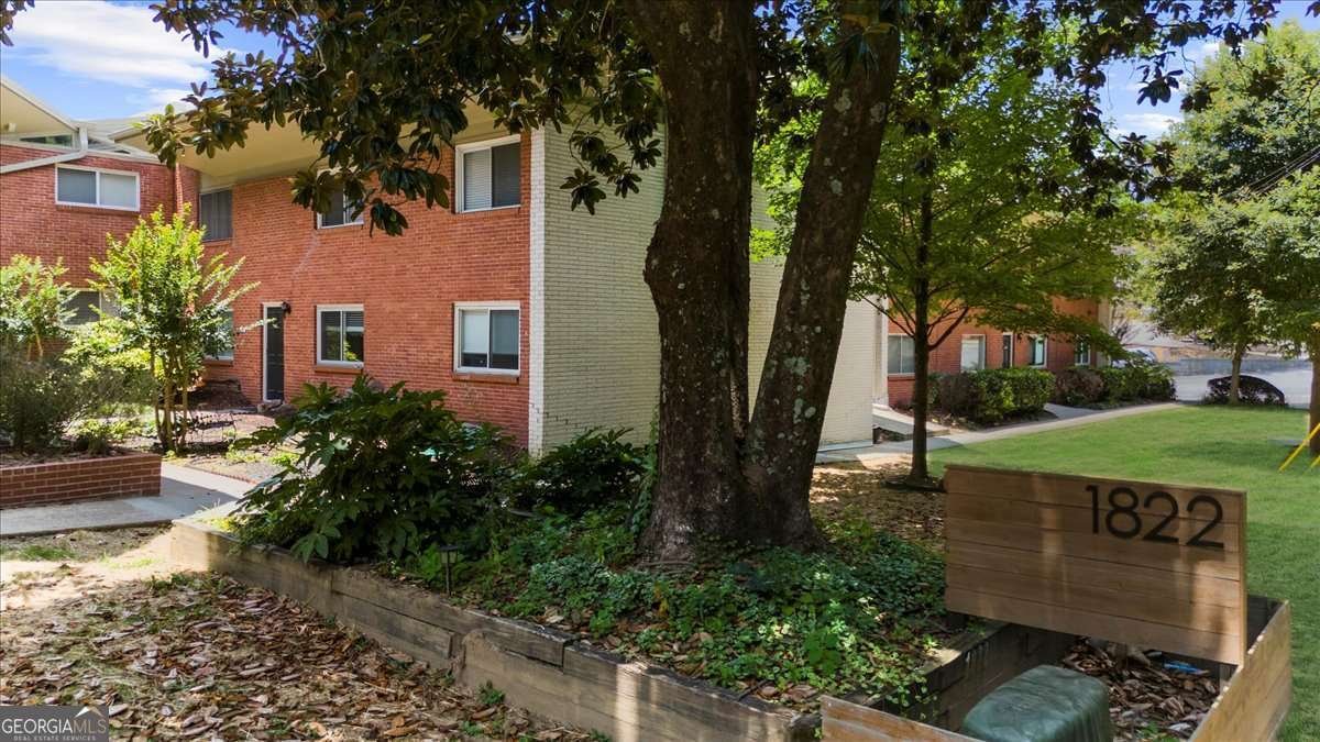 1822 Rock Springs Road Atlanta - 16
