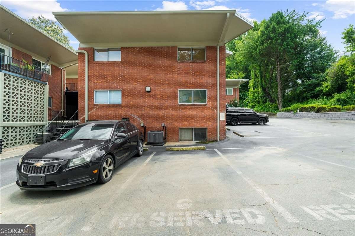 1822 Rock Springs Road Atlanta - 32