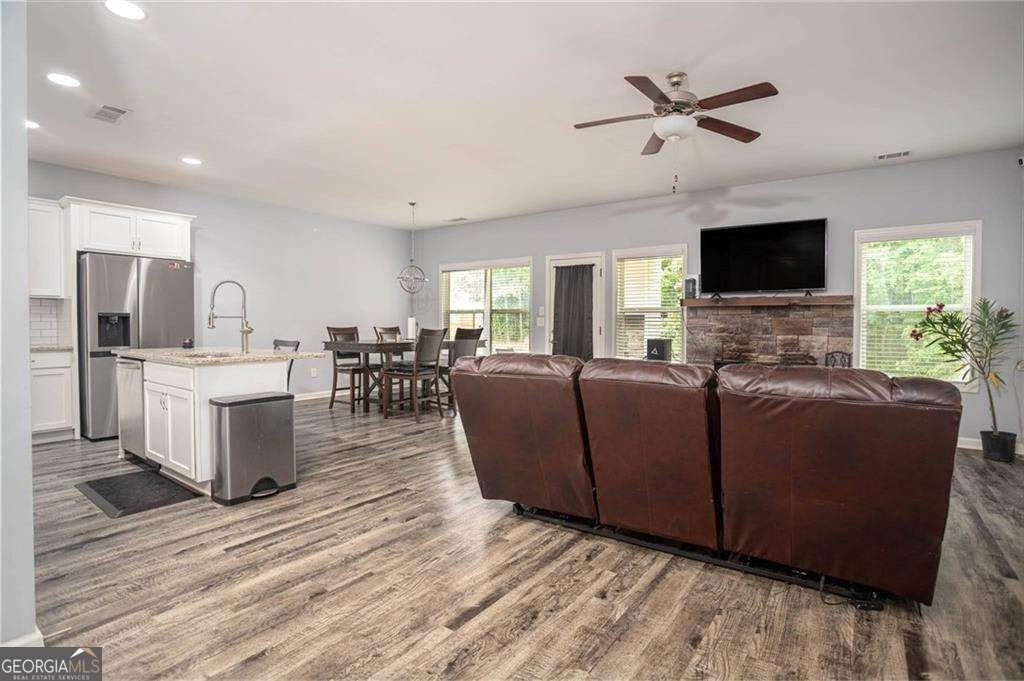 2038 Highway 63 Homer - 11