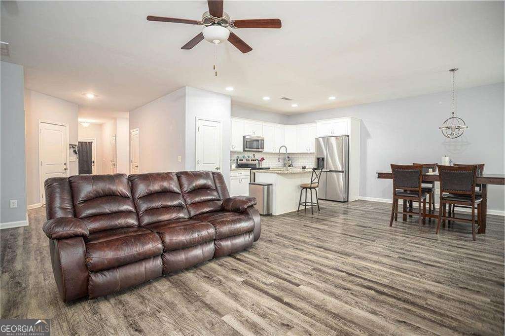 2038 Highway 63 Homer - 12