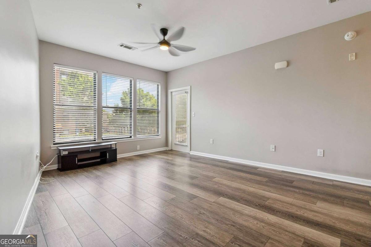898 Oak Street Atlanta - 8