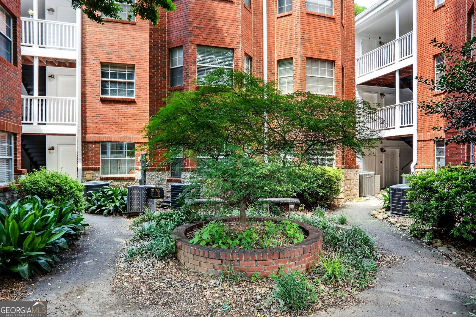 1041 State Street Atlanta - 9