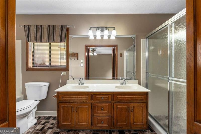 1535 PATHFINDER Lilburn - 31