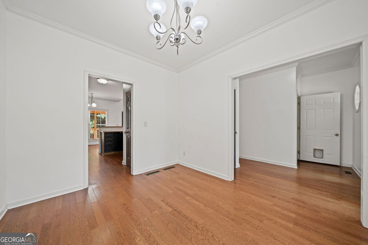 140 Glencrest Drive Drive Commerce - 11
