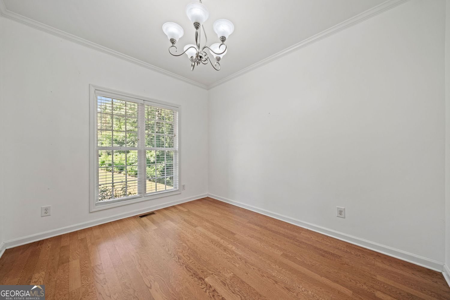 140 Glencrest Drive Drive Commerce - 12