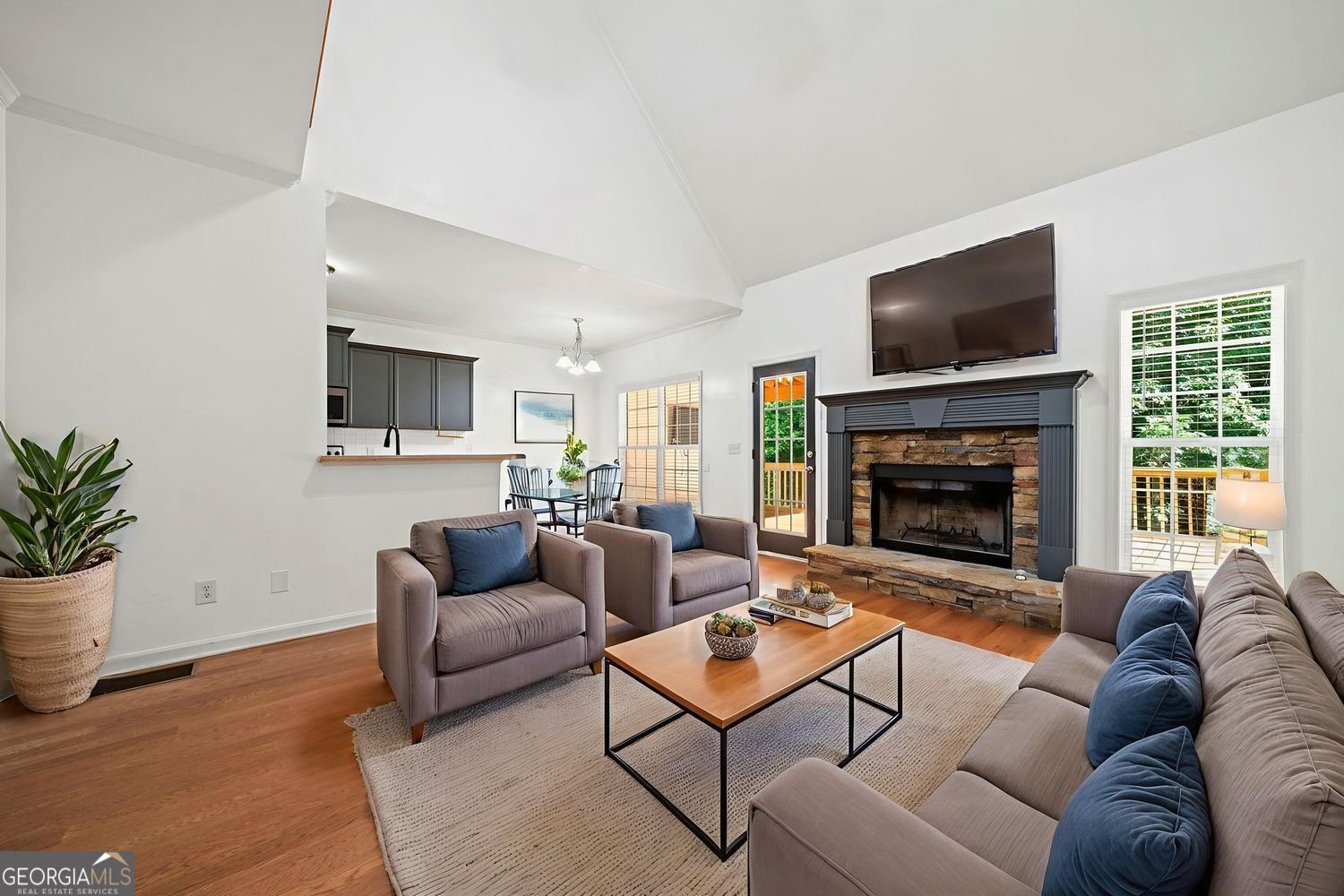 140 Glencrest Drive Drive Commerce - 2