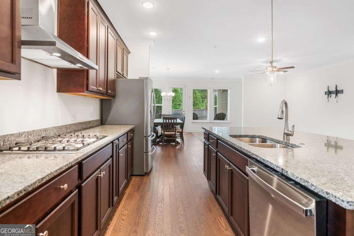 205 Floral Valley Drive Woodstock - 12