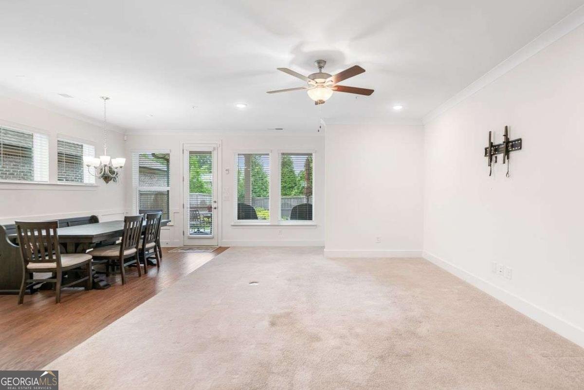 205 Floral Valley Drive Woodstock - 16