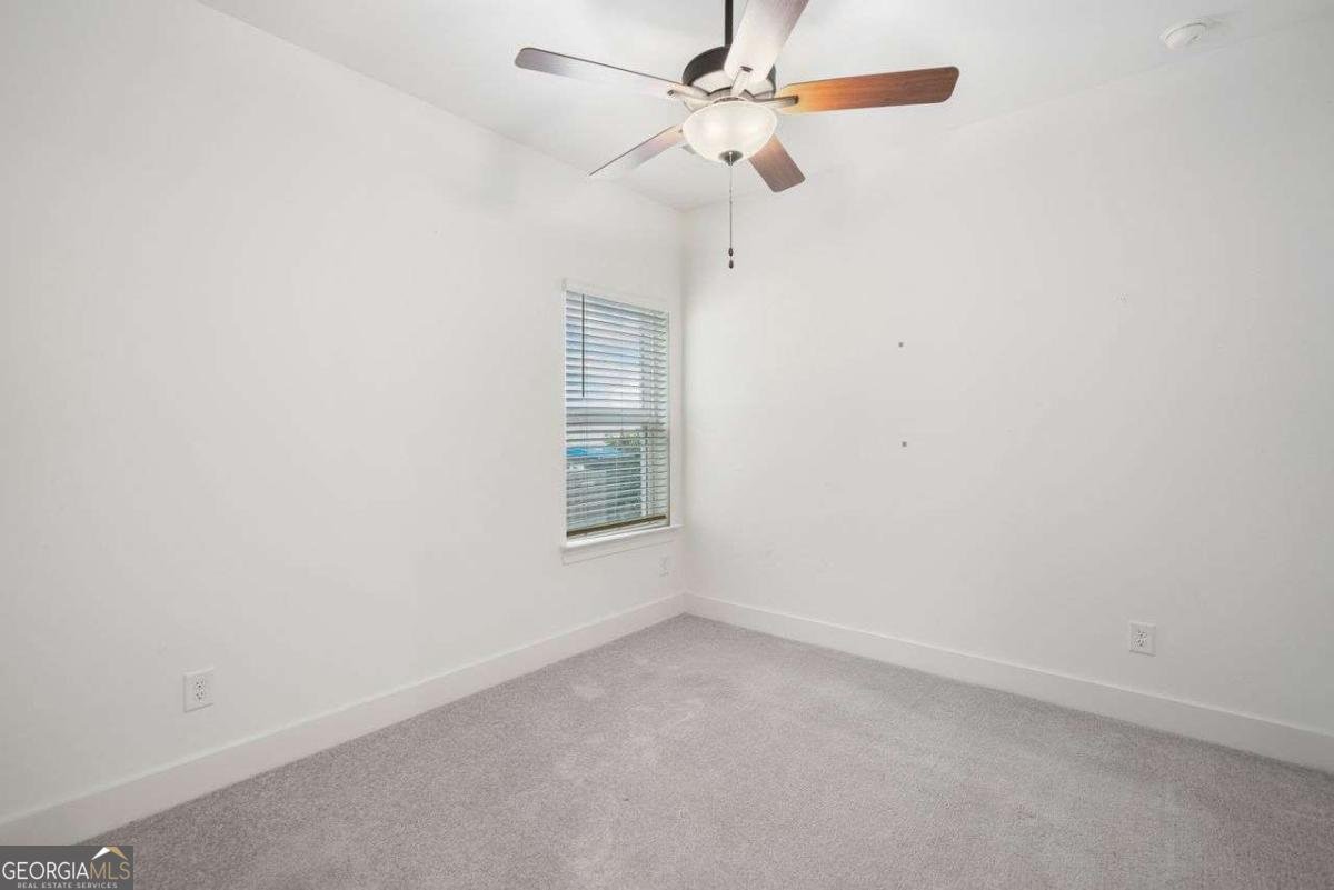 205 Floral Valley Drive Woodstock - 20