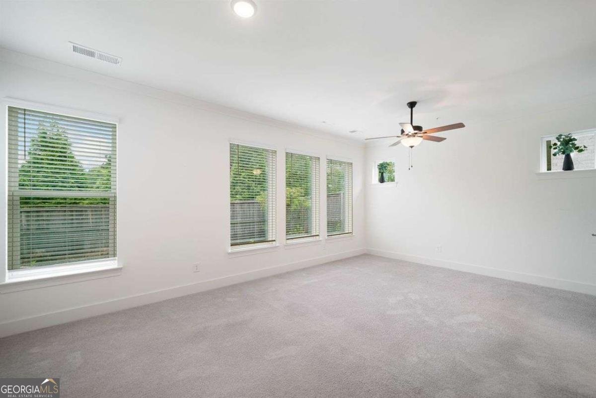 205 Floral Valley Drive Woodstock - 22