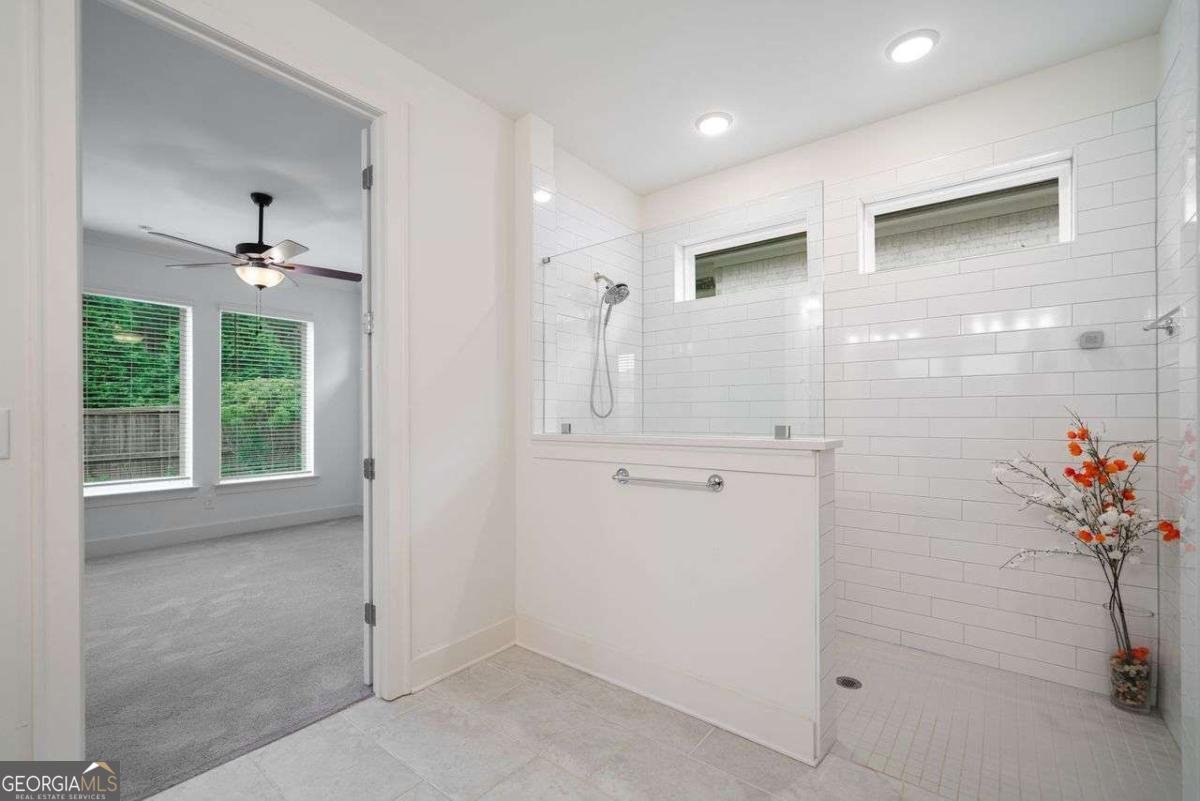 205 Floral Valley Drive Woodstock - 27