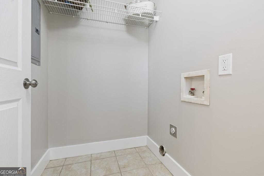 1084 Fairburn Road ATLANTA - 27