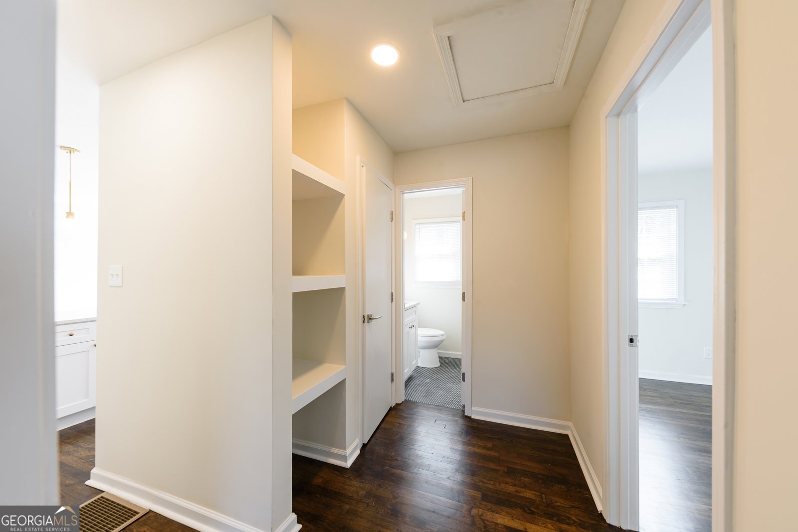 3512 Fairlane Drive Atlanta - 21