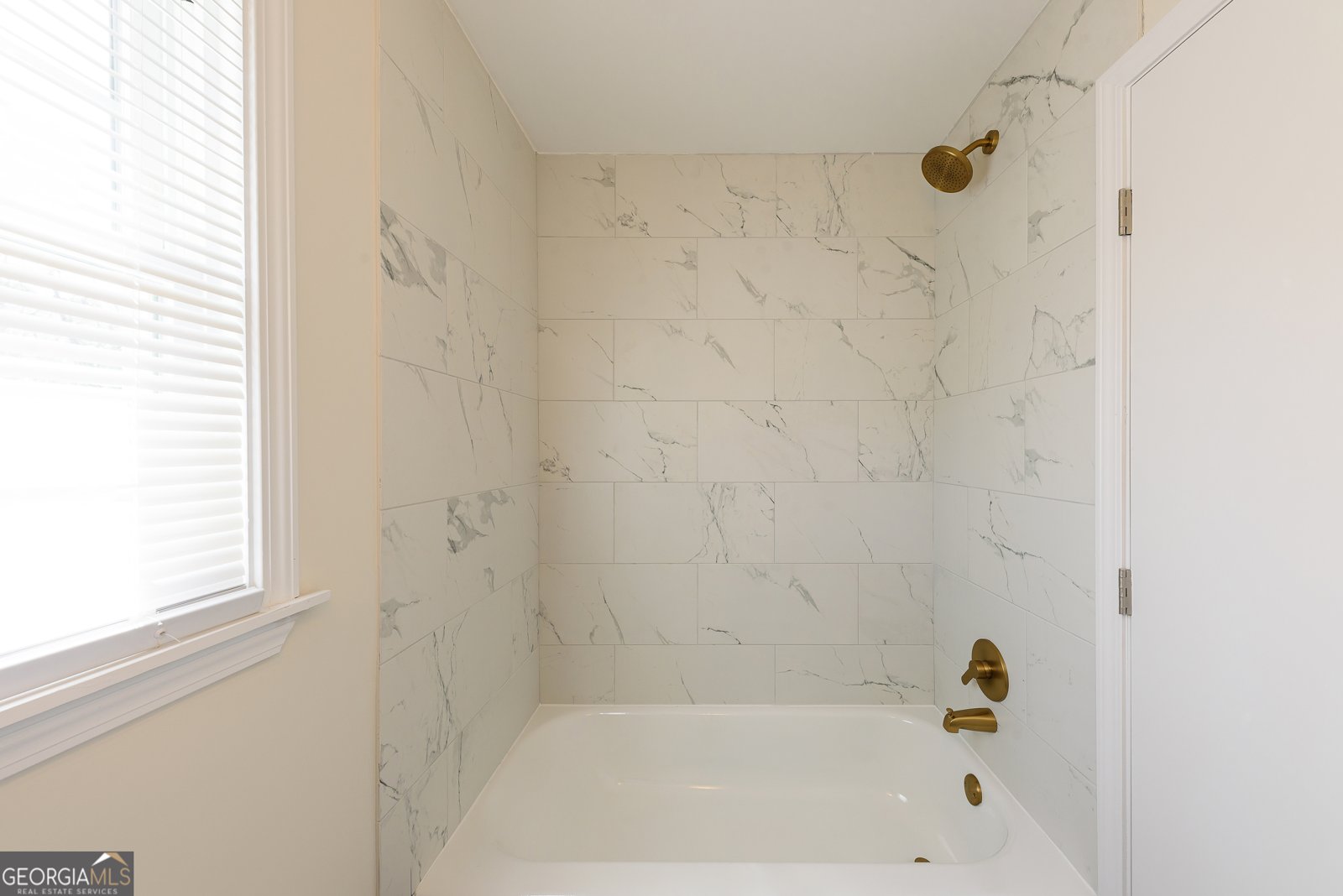 3512 Fairlane Drive Atlanta - 27