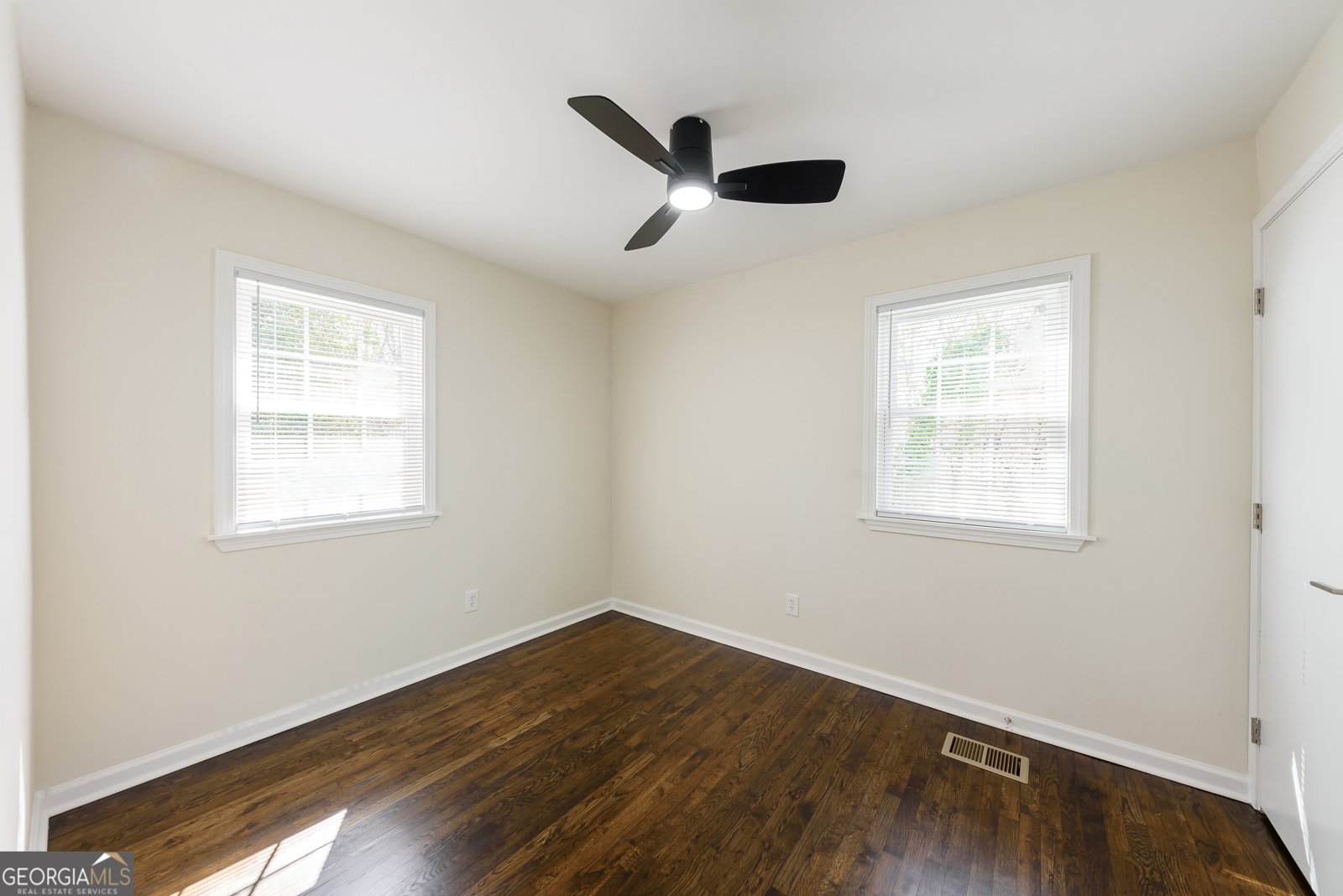 3512 Fairlane Drive Atlanta - 31