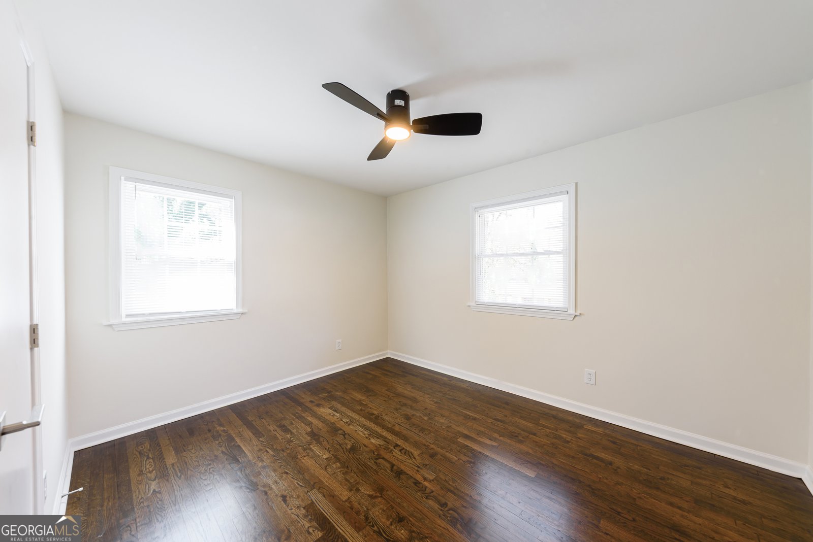 3512 Fairlane Drive Atlanta - 33