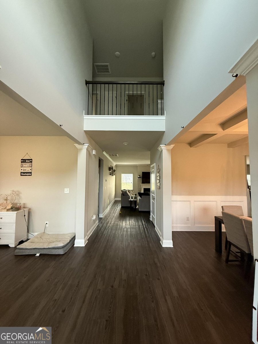 64 Village Circle Rydal - 2