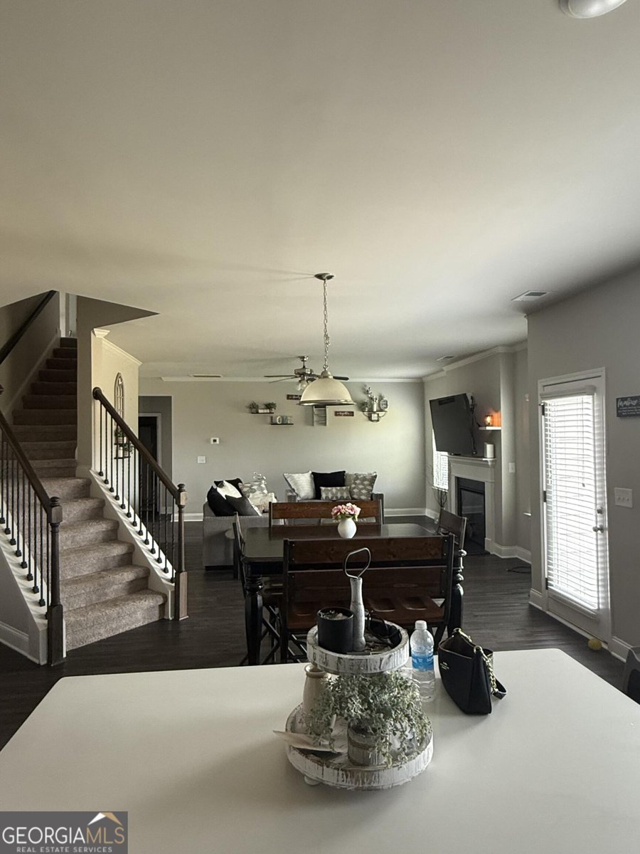 64 Village Circle Rydal - 6