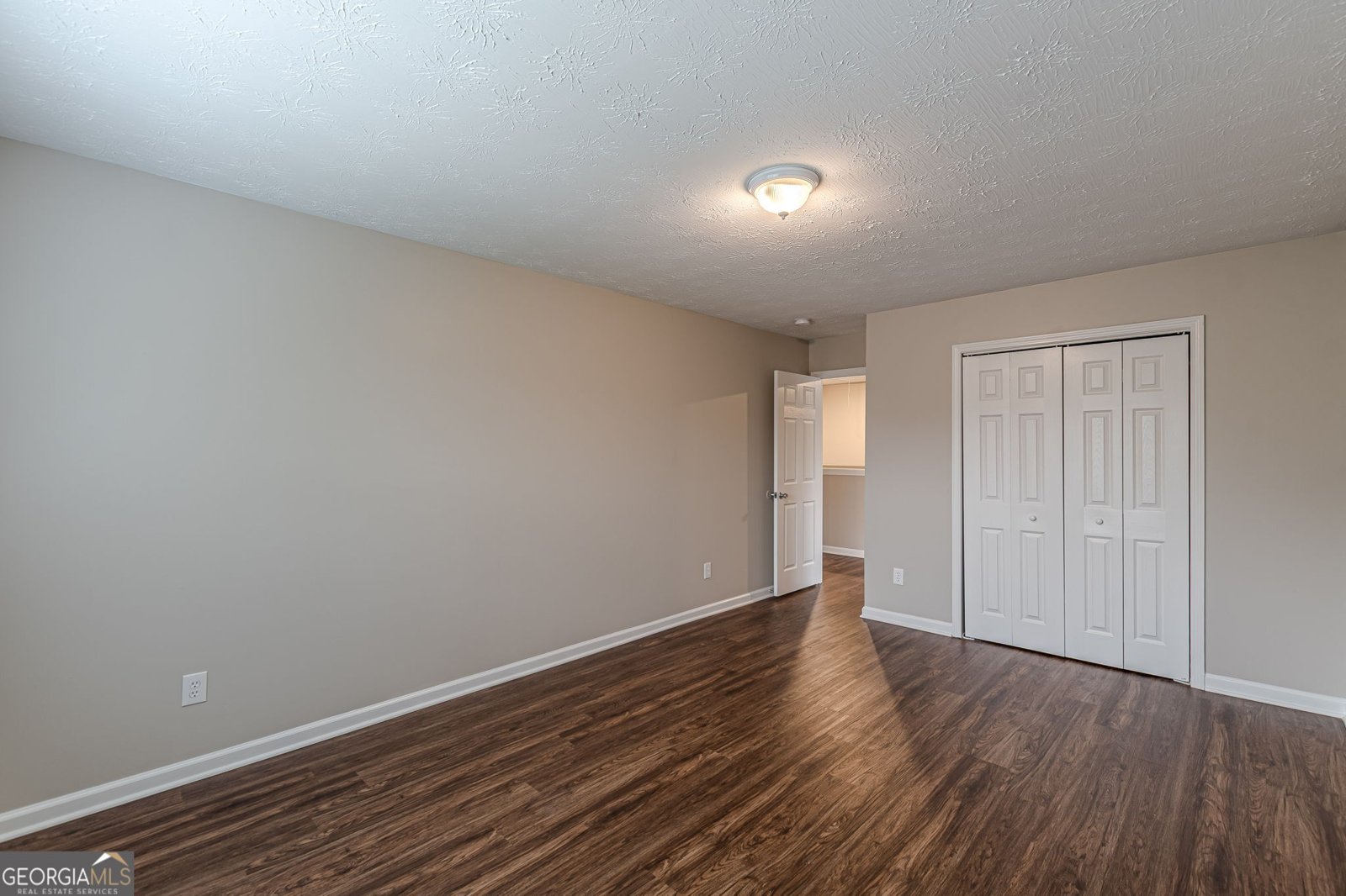 425 Bell Flower Trail Locust Grove - 40