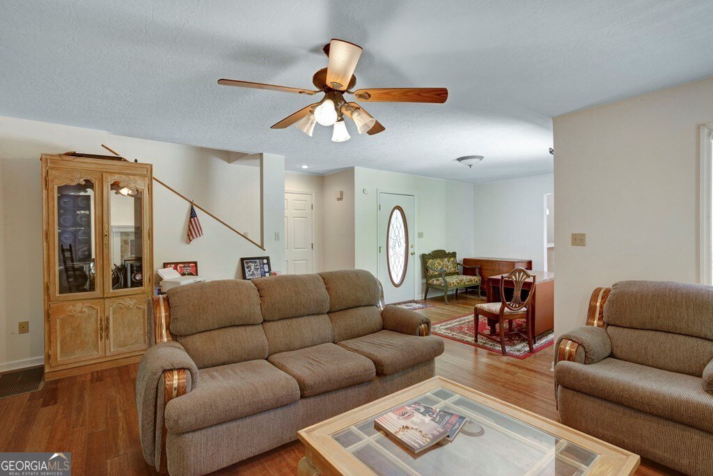 1801 Bassett Lane Young Harris - 14