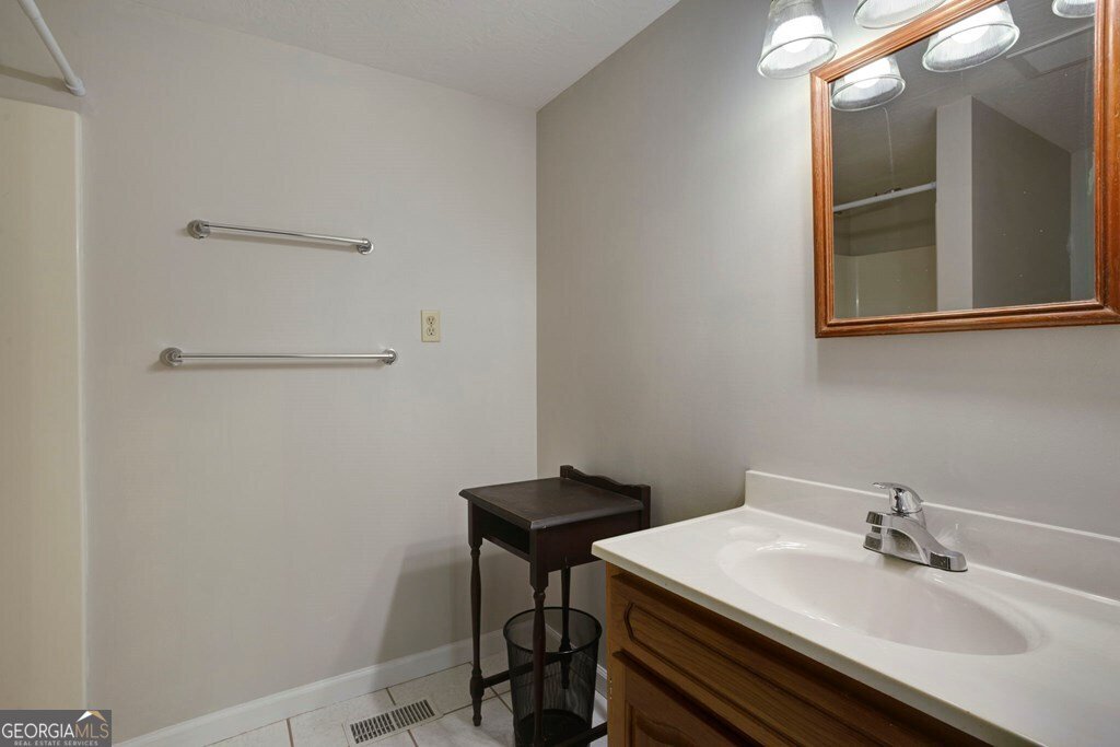 1801 Bassett Lane Young Harris - 31