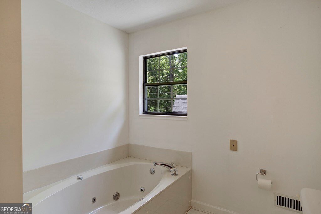 1801 Bassett Lane Young Harris - 32