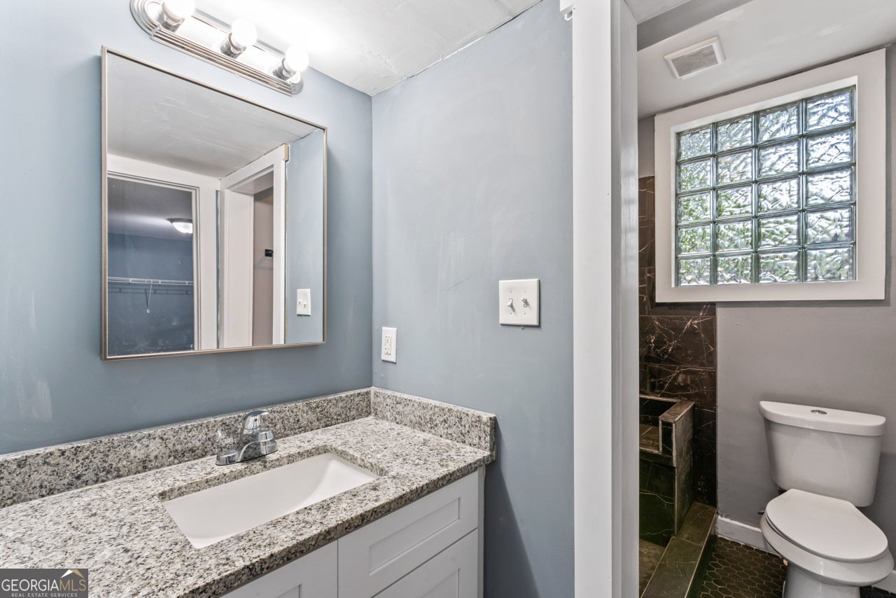 4339 RUSHMORE Place Forest Park - 12