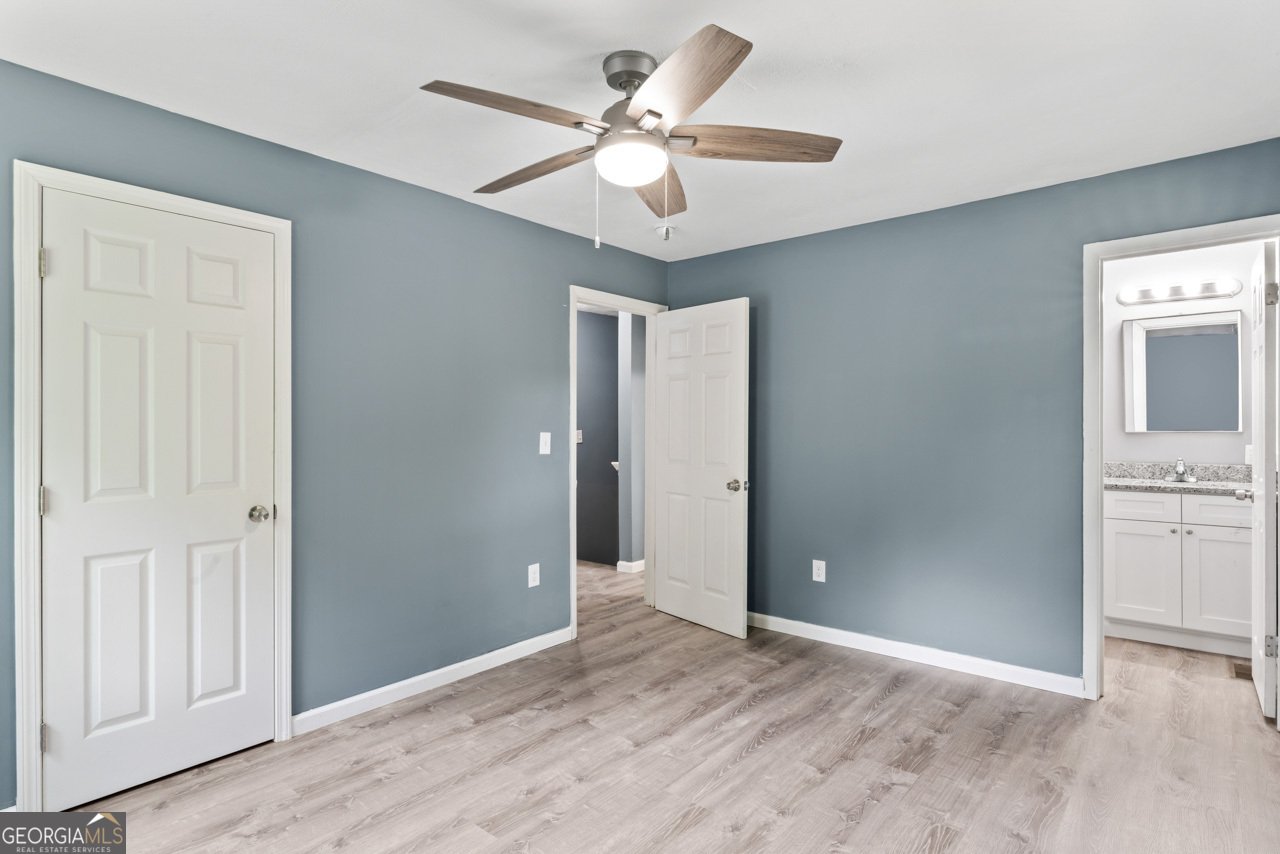 4339 RUSHMORE Place Forest Park - 27