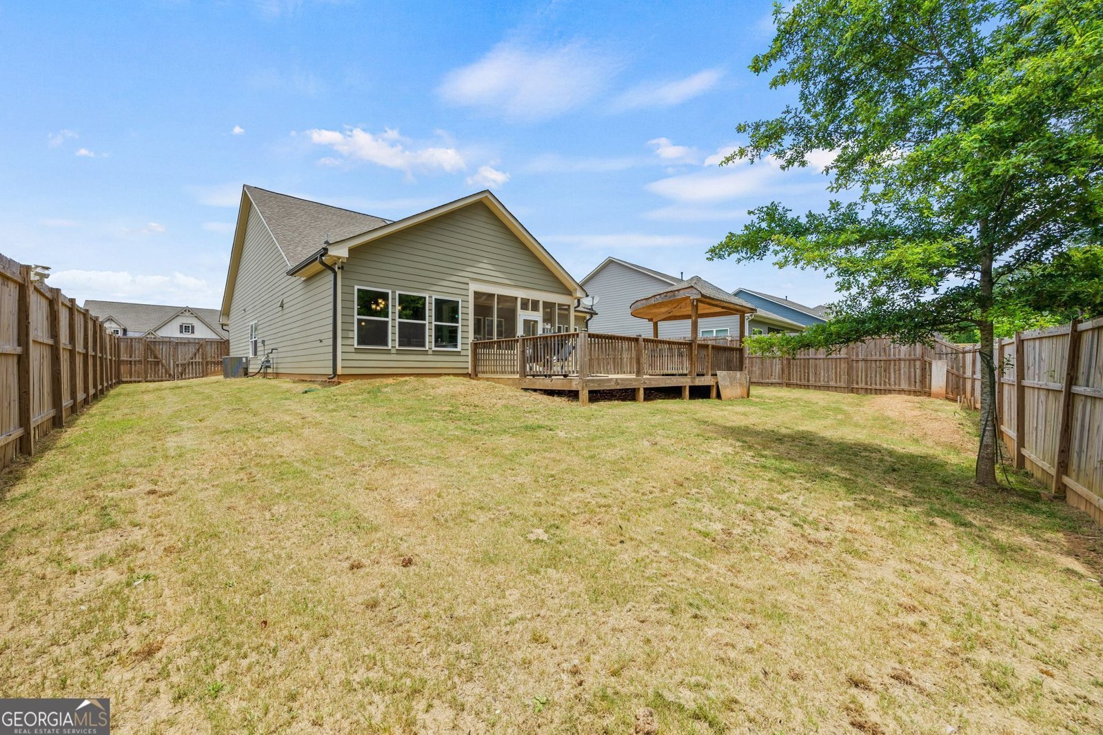 400 Plainfield Street Fayetteville - 1