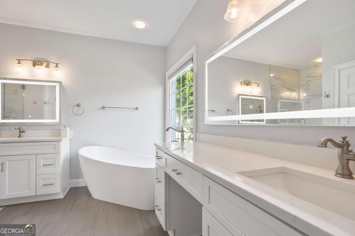 3735 Turnbury Oaks Drive Peachtree Corners - 7