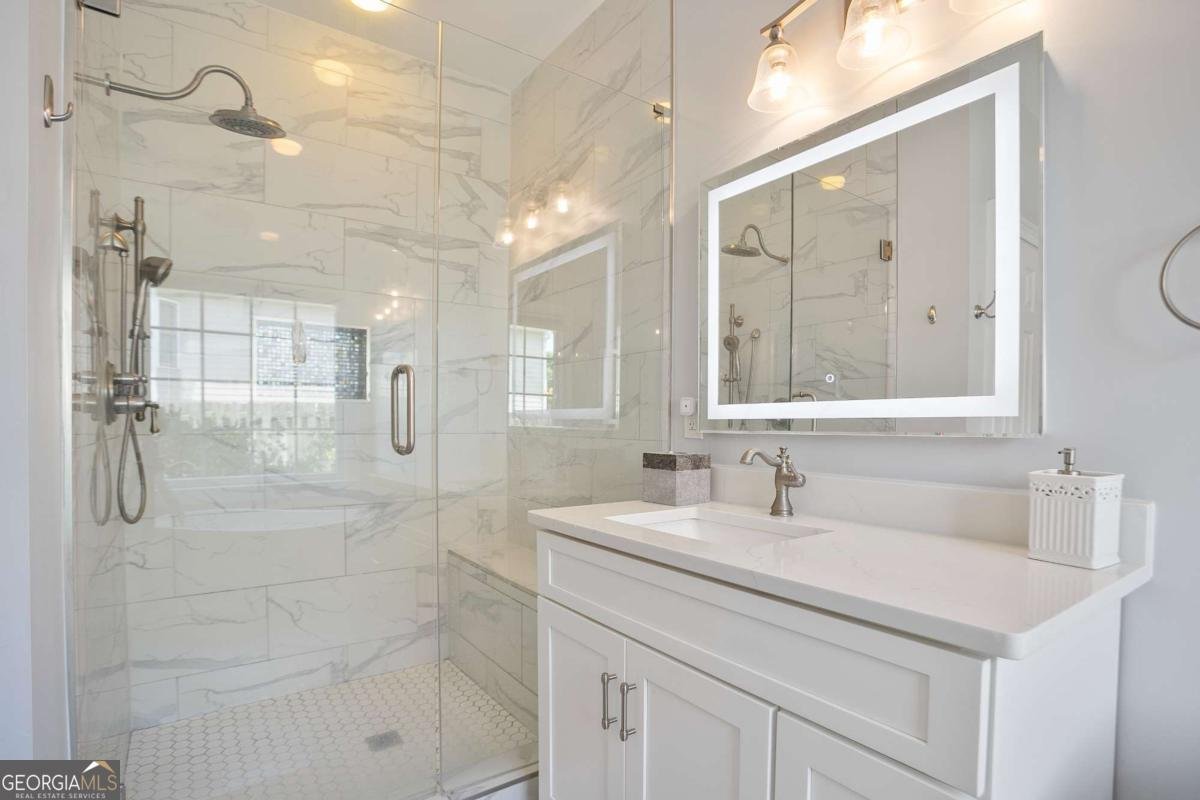 3735 Turnbury Oaks Drive Peachtree Corners - 8