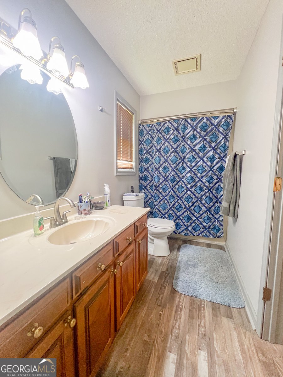 1687 Main Street Royston - 12