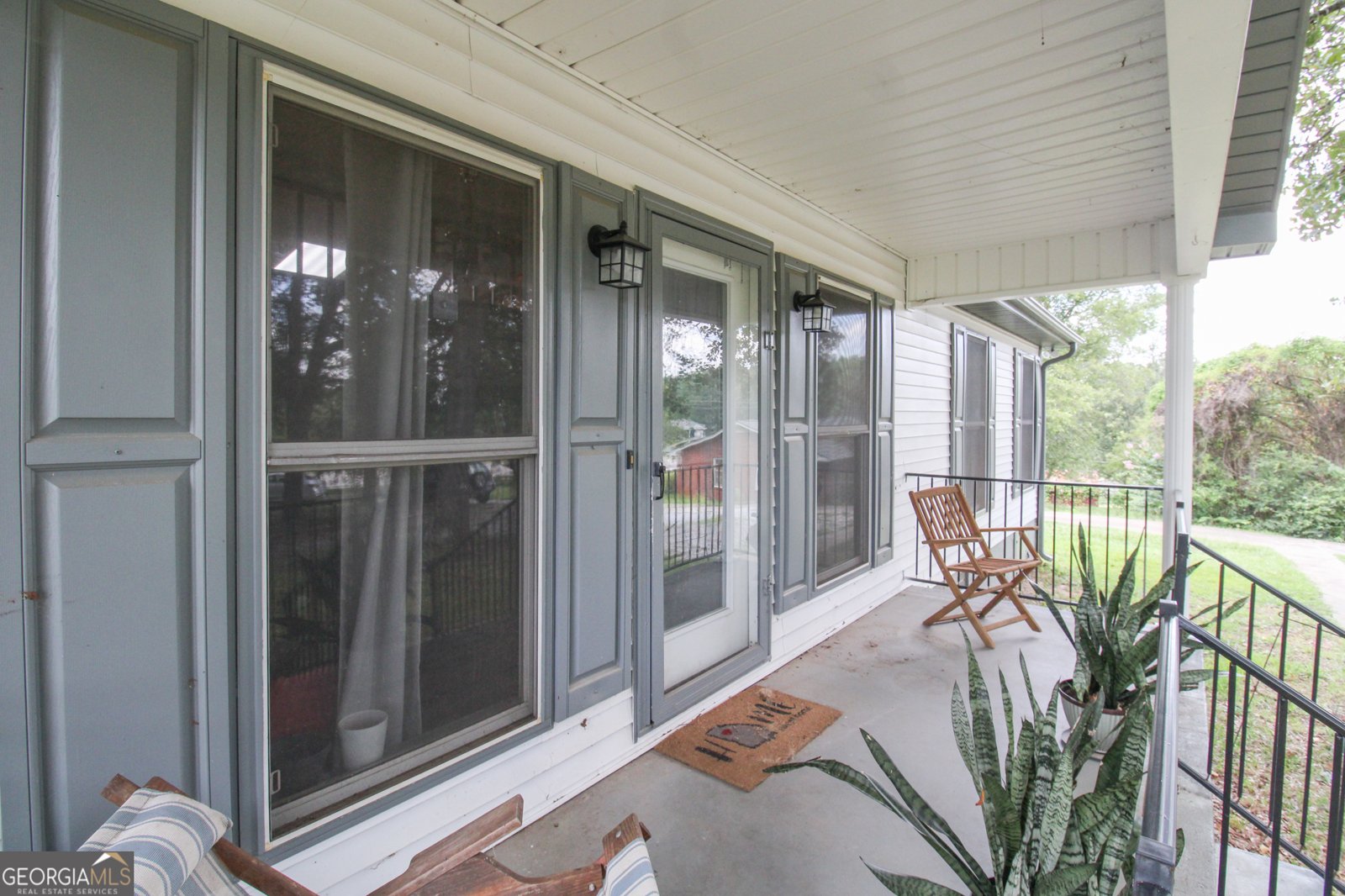 1687 Main Street Royston - 3