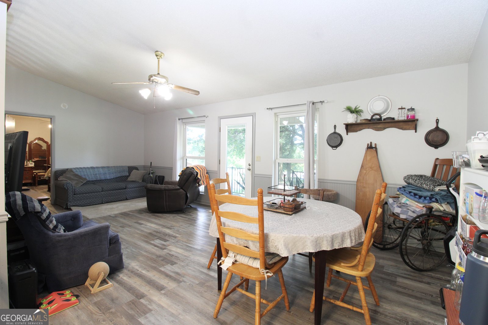 1687 Main Street Royston - 5