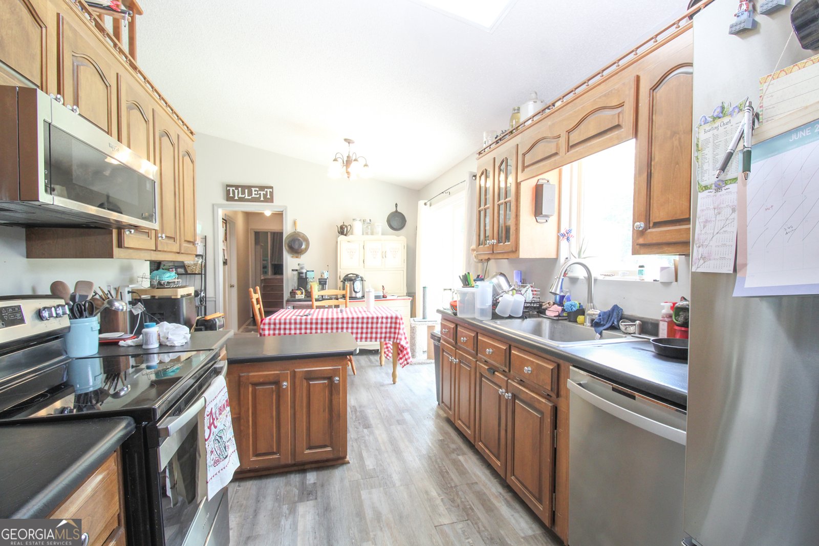 1687 Main Street Royston - 9
