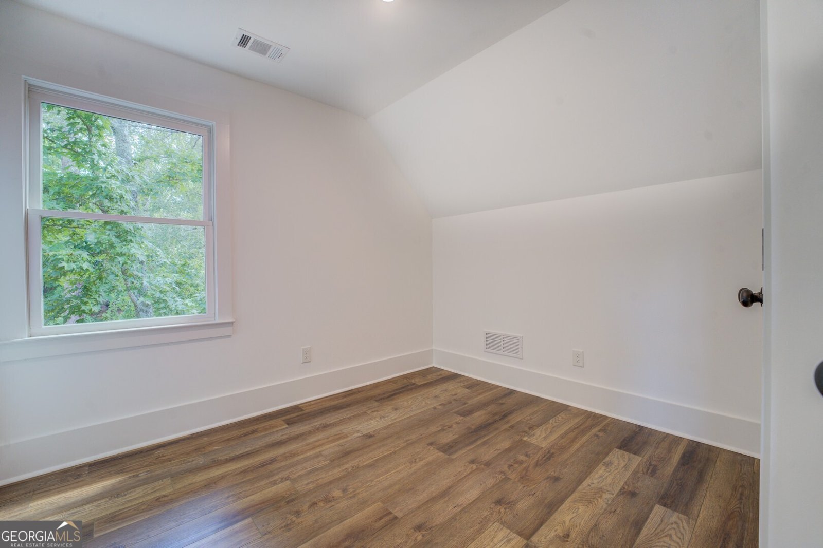 5106 Pratt Street Covington - 51