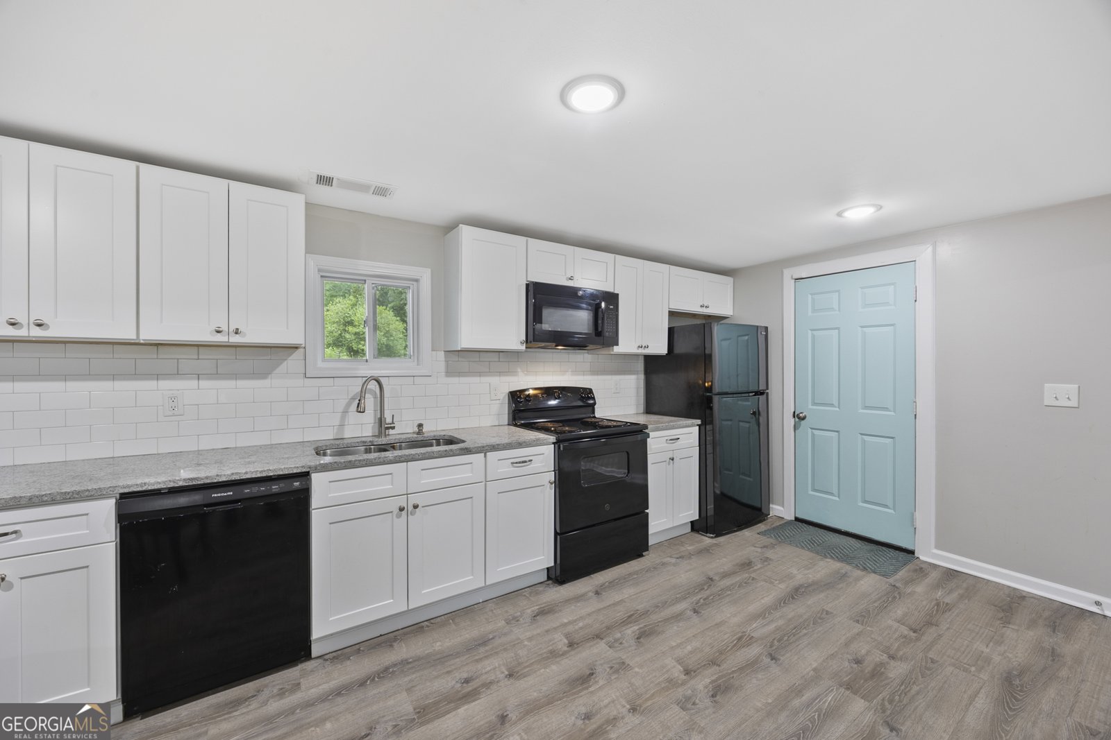 10 Caroline Drive Stockbridge - 10
