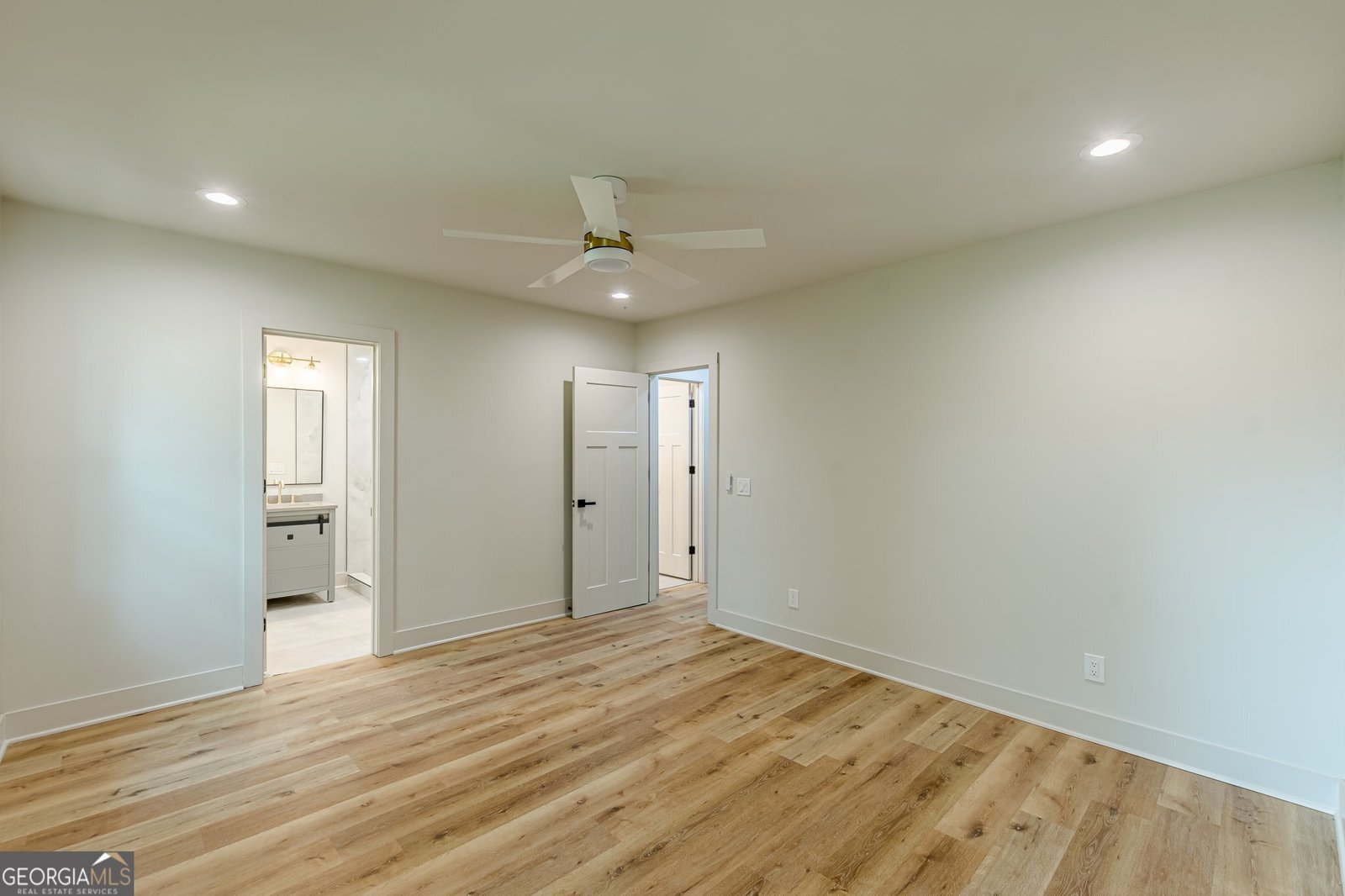 2276 Hillside Avenue Decatur - 39