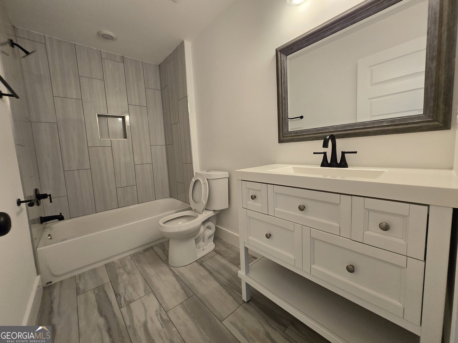 2173 MONTROSE Avenue Atlanta - 13
