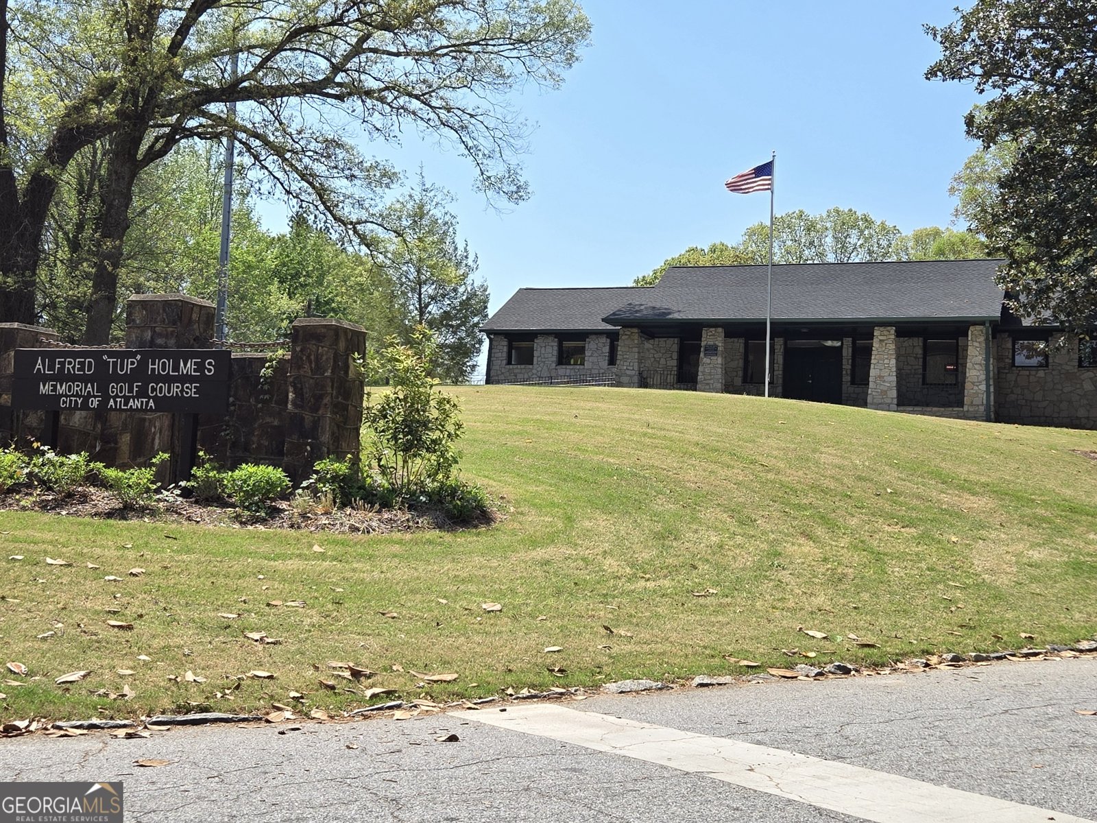 2173 MONTROSE Avenue Atlanta - 26