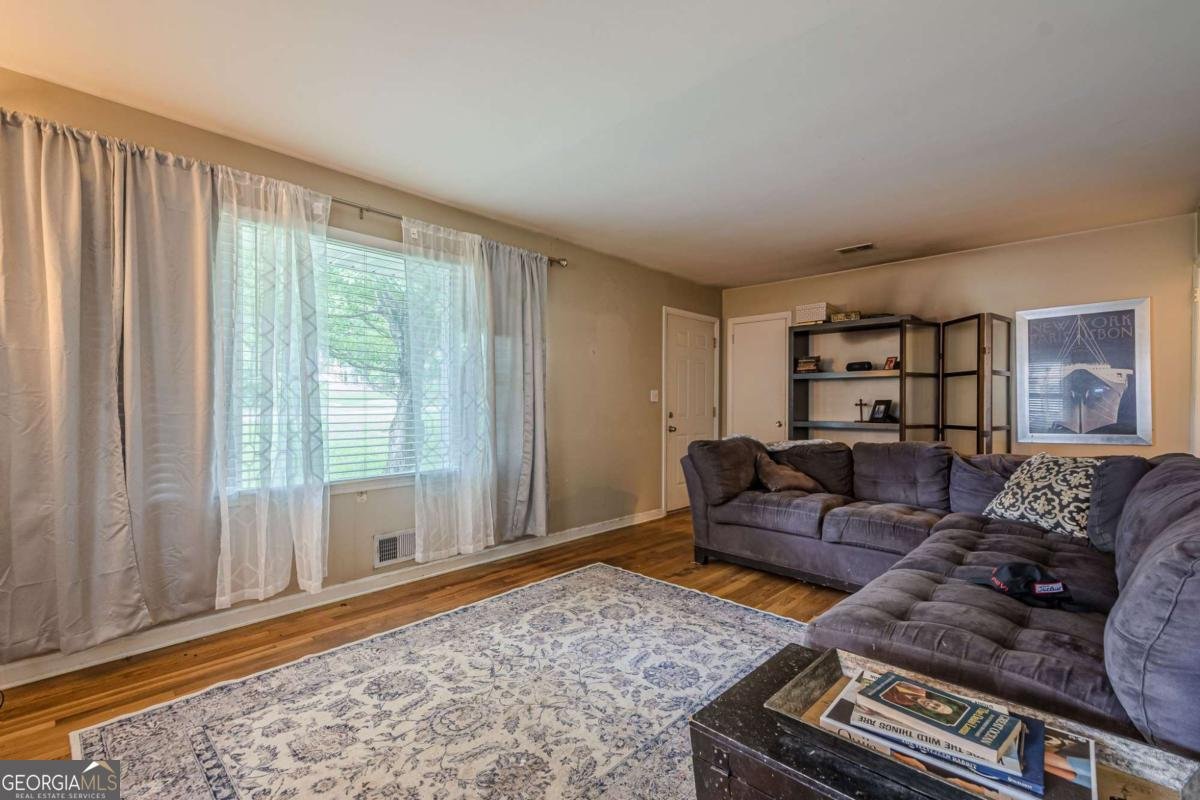 2194 Freydale Road Marietta - 9