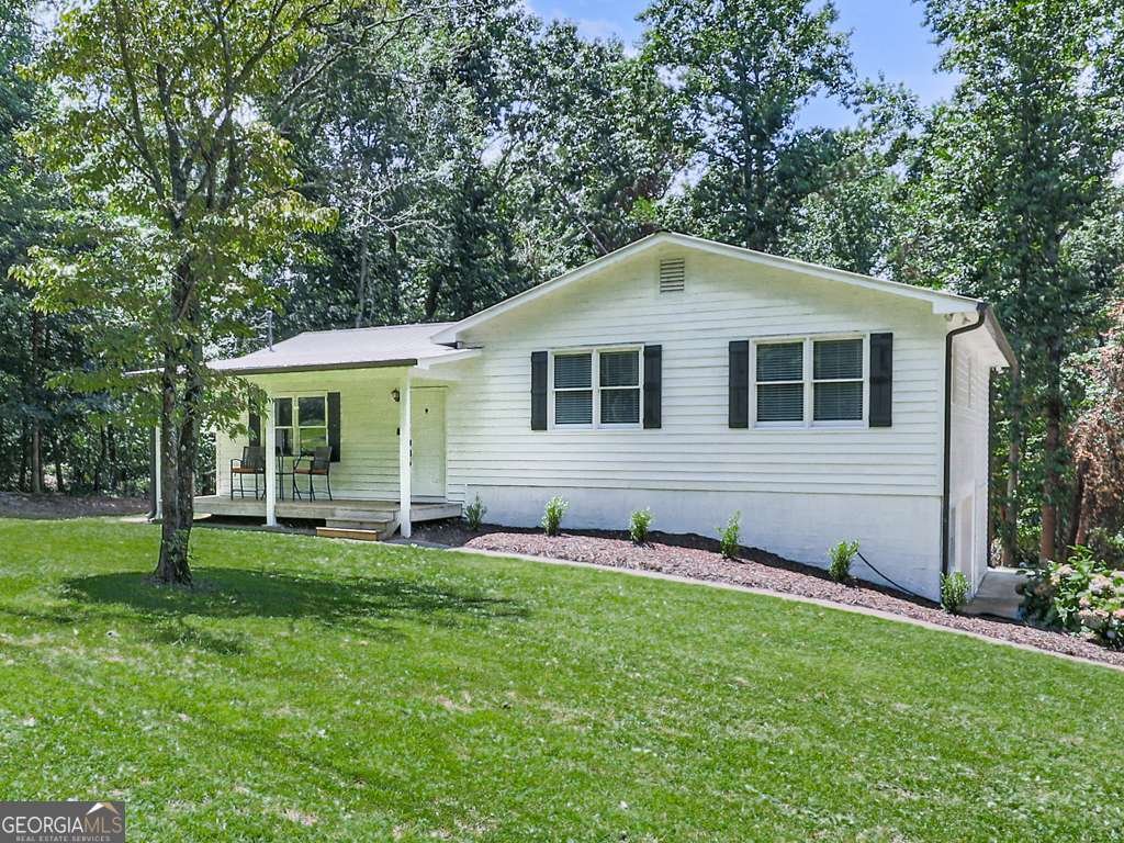 611 Smith Road Ball Ground - 1
