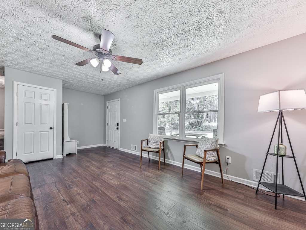 611 Smith Road Ball Ground - 4