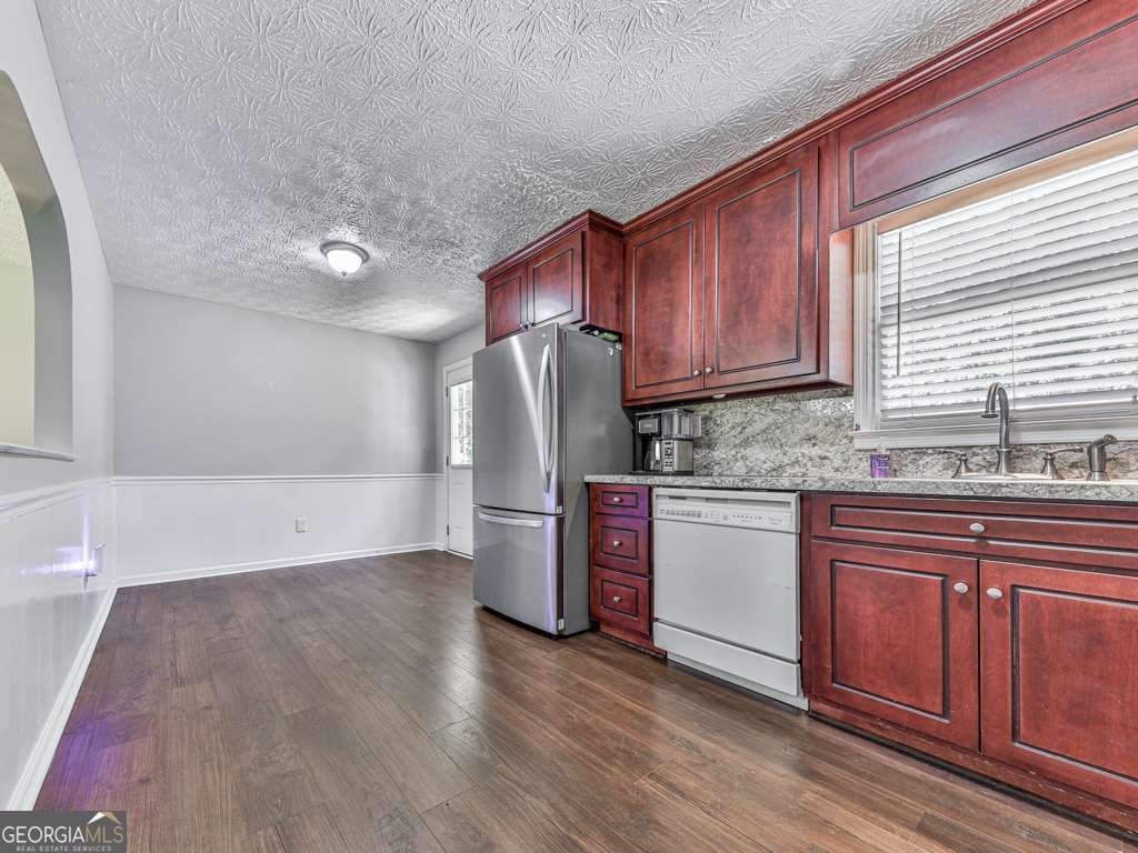 611 Smith Road Ball Ground - 6