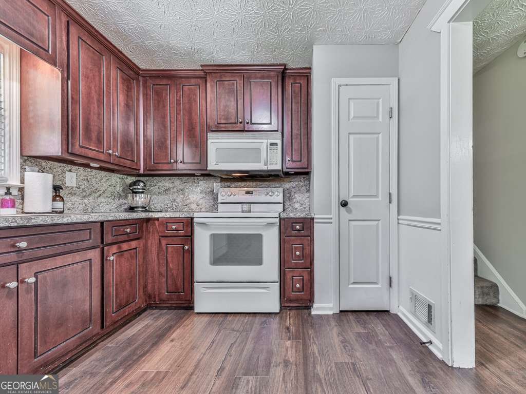 611 Smith Road Ball Ground - 8